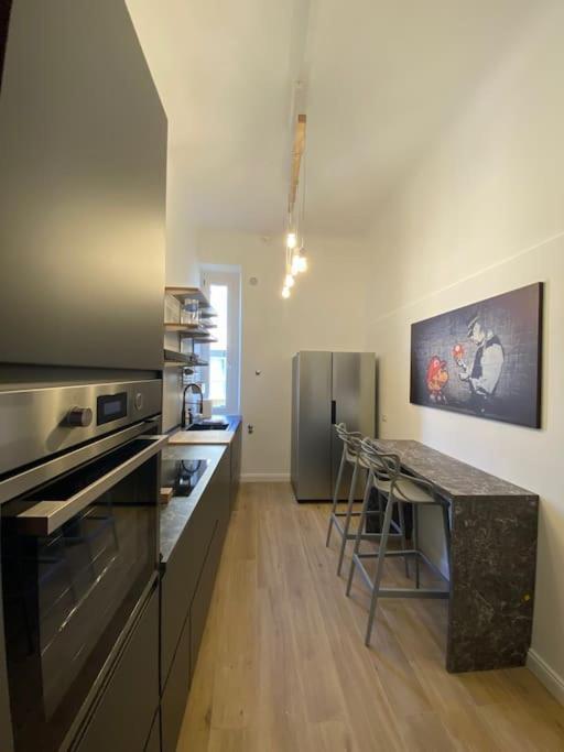 Trastevere Design Apartment — Photos 2
